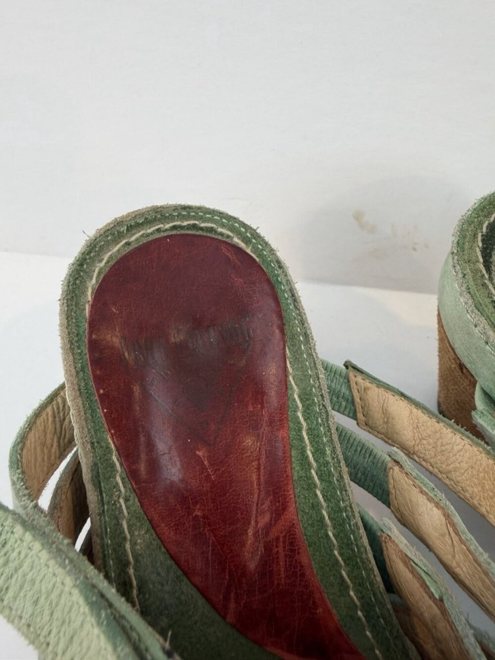 John Fluevog Women's Janice Mint Green Platform Heeled Sandal Size 6 READ - Picture 3 of 16